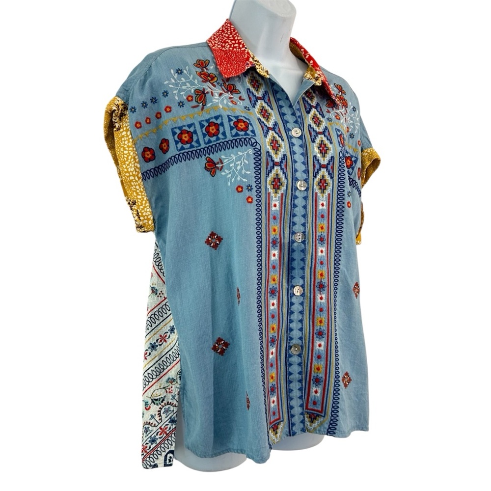 John Mark Boho Embroidered Button-Down Top Size M… - image 3